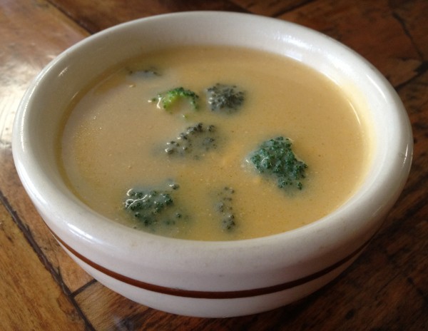 vegan cheddar broccoli soup