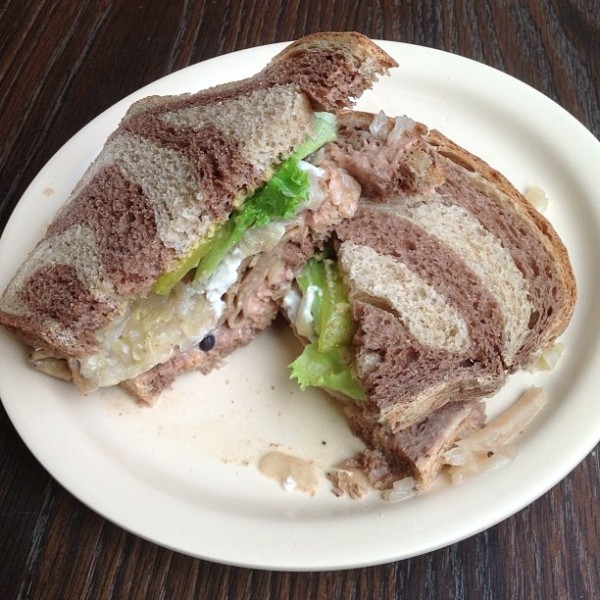 vegan pastrami reuben